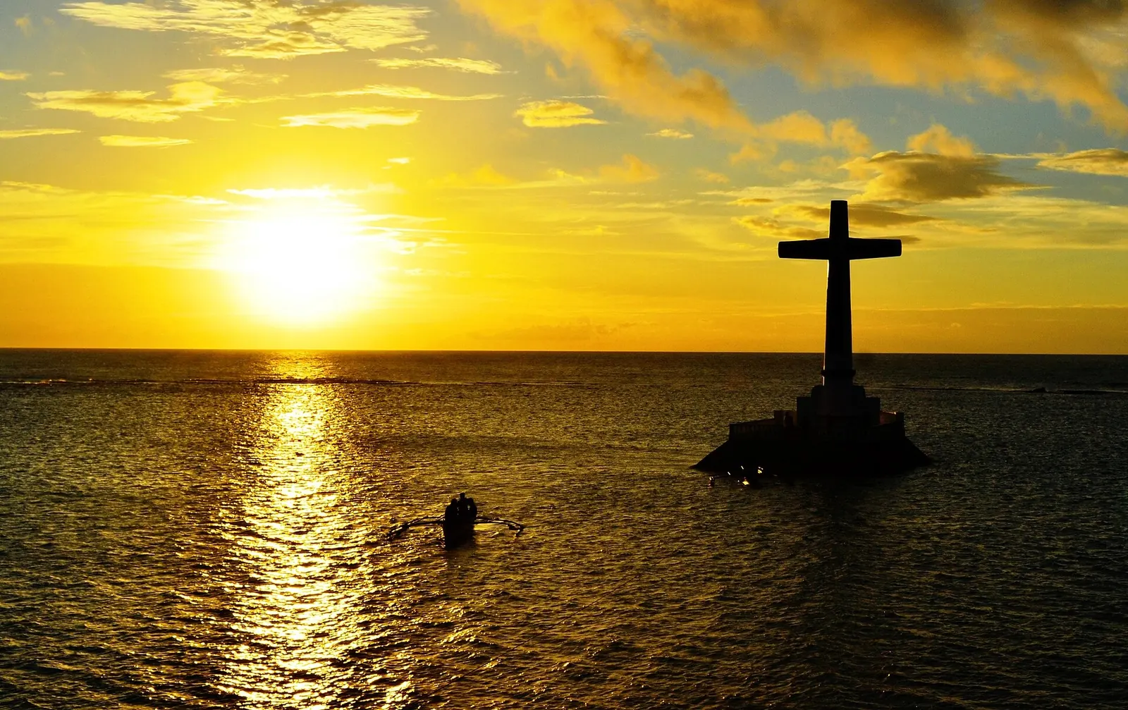 The cross marking the Sunken Cemetery in Camiguin
