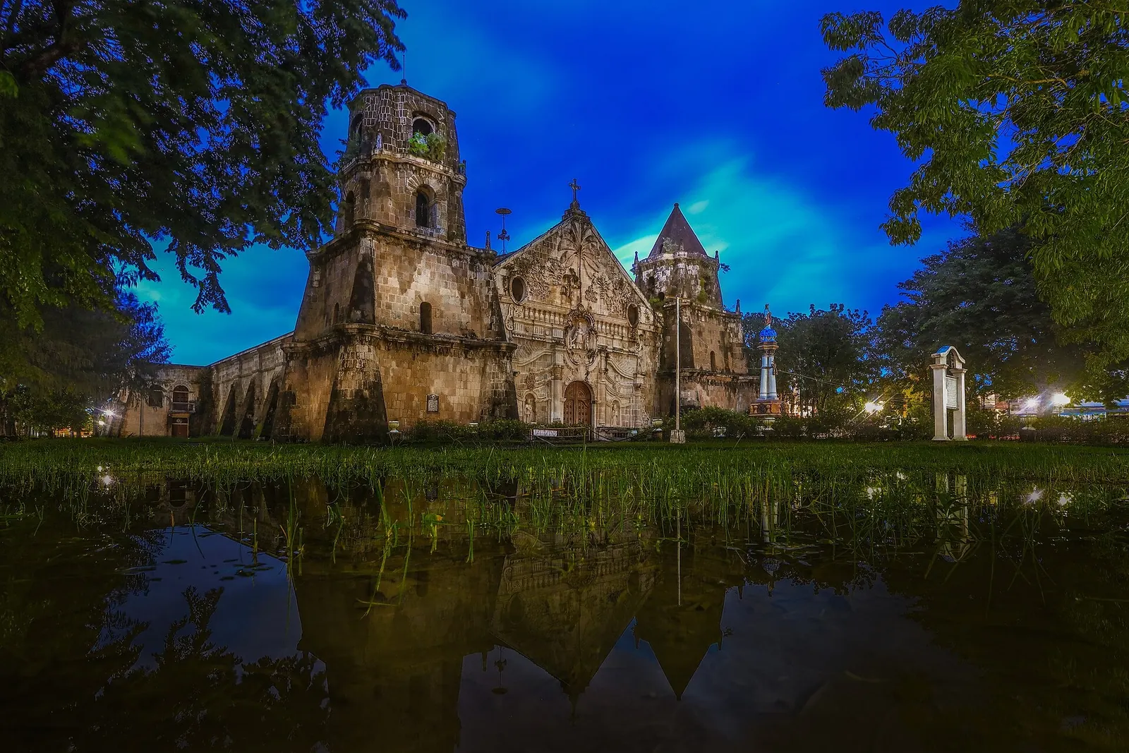 Santo Tomás de Villanueva Church in Miagao, Iloilo